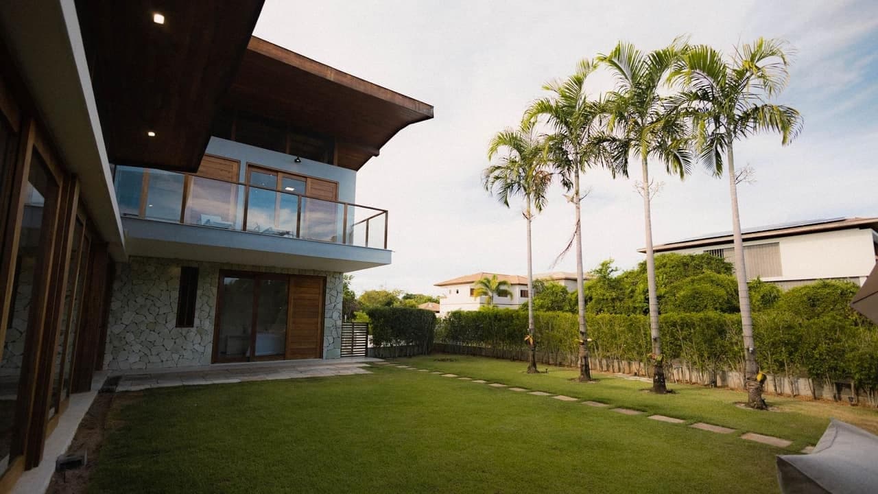 Casa moderna en urbanización cerrada, Guaynabo