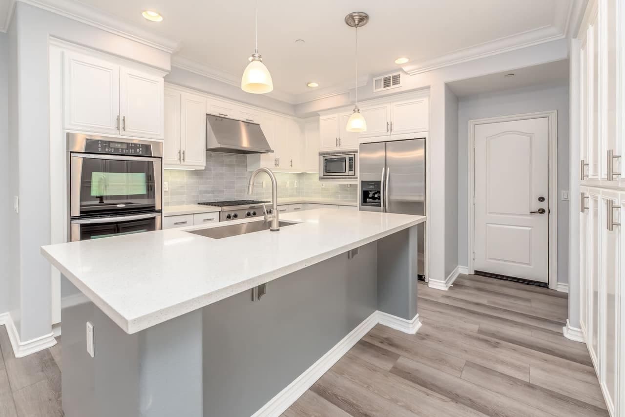 Townhouse con marquesina en Bayamón, 3/5